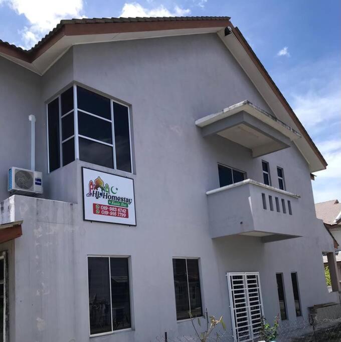 Hj Homestay Kuala Terengganu Exterior foto