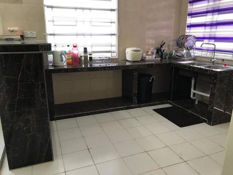 Hj Homestay Kuala Terengganu Exterior foto